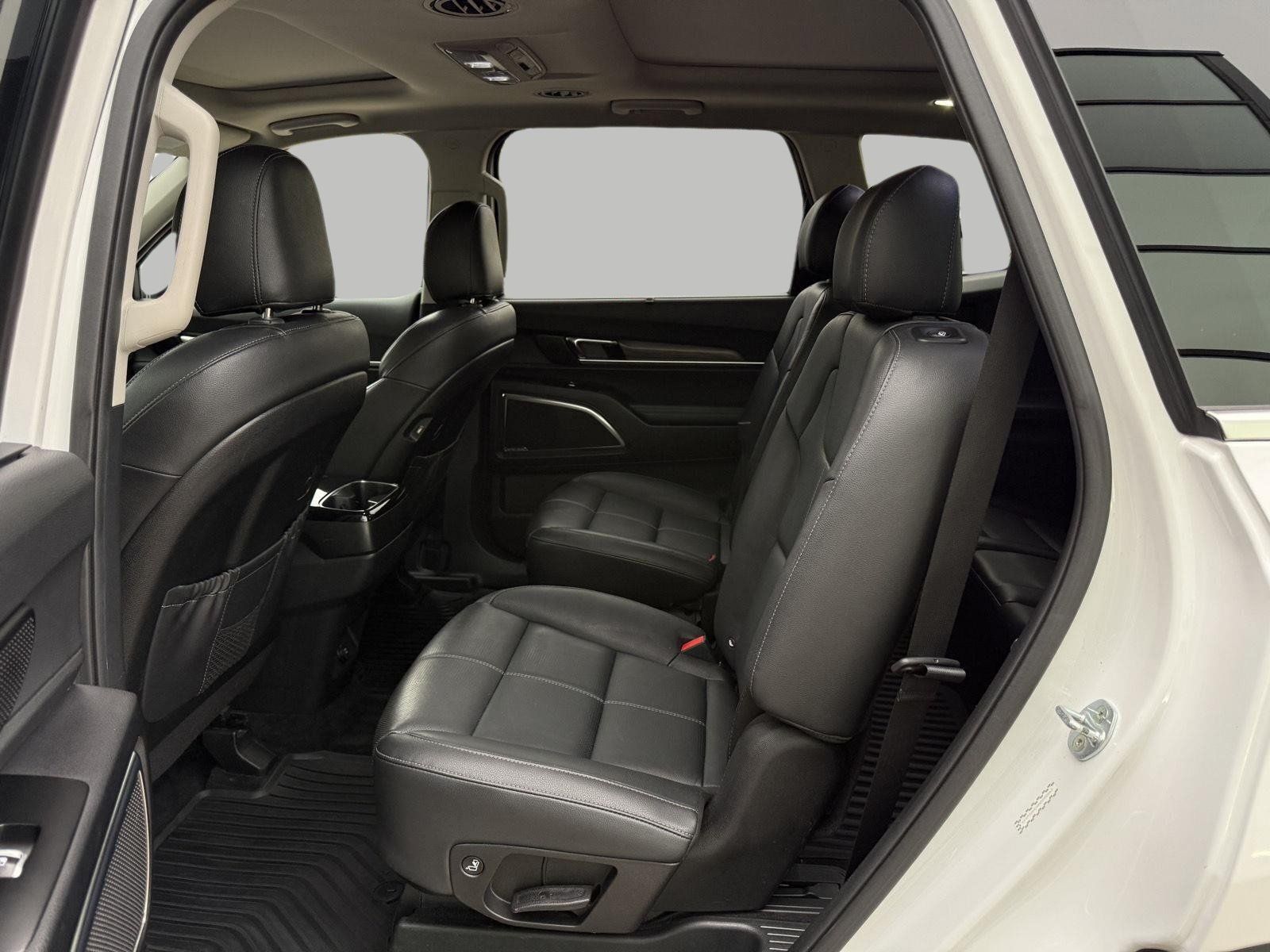Used 2021 Kia Telluride SX w/ Towing Package AWD/4WD image 27