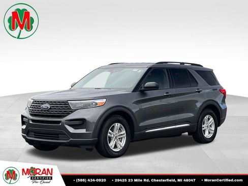 Used 2020 Ford Explorer XLT RWD image 1