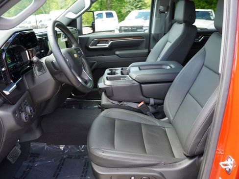 Used 2024 Chevrolet Silverado 3500 LT w/ All Star Edition AWD/4WD image 15