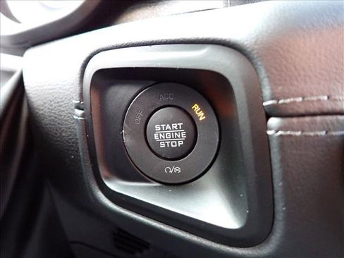Used 2025 Jeep Wrangler Rubicon AWD/4WD image 23