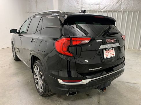 Used 2019 GMC Terrain Denali w/ LPO, 'HIT The Road' Package FWD image 29