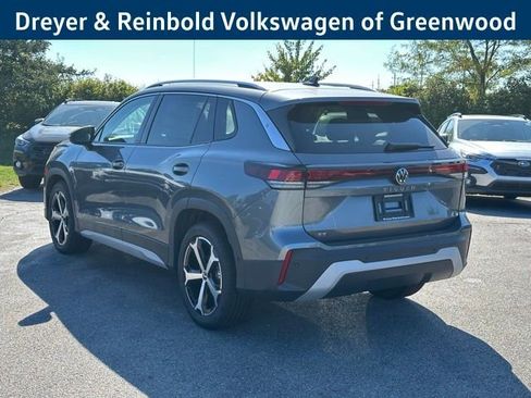 New 2025 Volkswagen Tiguan SE image 5