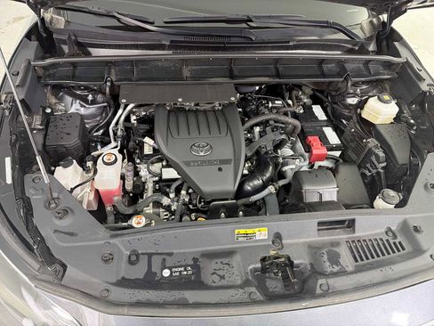 Used 2023 Toyota Highlander XLE image 18