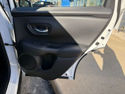New 2026 Honda HR-V LX image 35