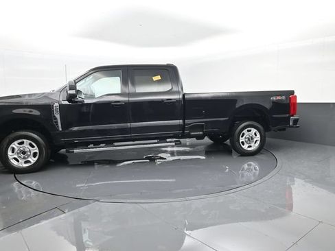 Used 2025 Ford F250 XLT AWD/4WD image 5