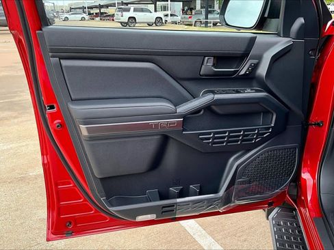 New 2026 Toyota 4Runner TRD Off-Road Premium AWD/4WD image 10