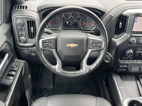 Used 2021 Chevrolet Silverado 1500 LTZ w/ LTZ Premium Package AWD/4WD image 18