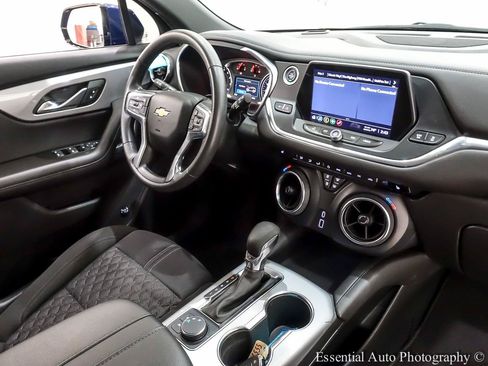 Used 2022 Chevrolet Blazer LT FWD image 32