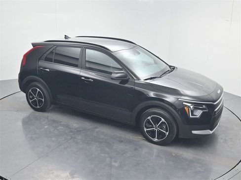 New 2026 Kia Niro LX image 42