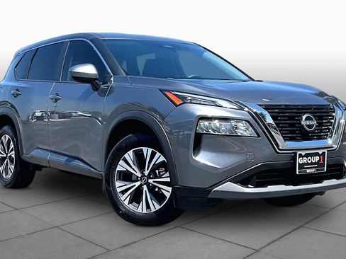 Used 2023 Nissan Rogue SV FWD image 3