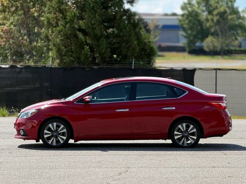 Used 2019 Nissan Sentra SL w/ Exterior Package FWD image 8