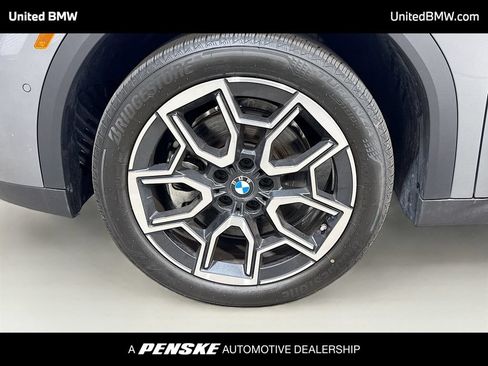 Used 2026 BMW X2 xDrive28i w/ Technology Package AWD/4WD image 2