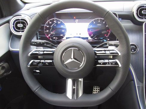 New 2026 Mercedes-Benz GLC 300 4MATIC image 25