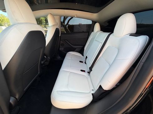 Used 2021 Tesla Model Y Performance AWD/4WD image 10