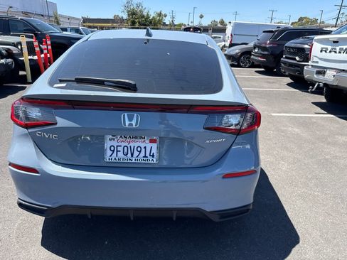 Used 2023 Honda Civic Sport image 16