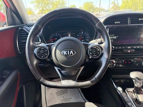 Used 2021 Kia Soul Turbo FWD image 24