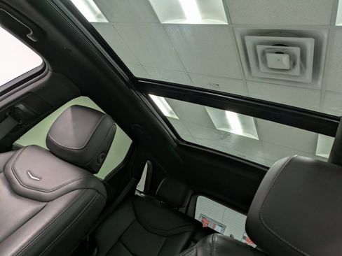 Used 2023 Cadillac XT5 Sportv image 21