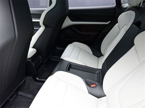 Certified 2024 Porsche Taycan GTS image 24