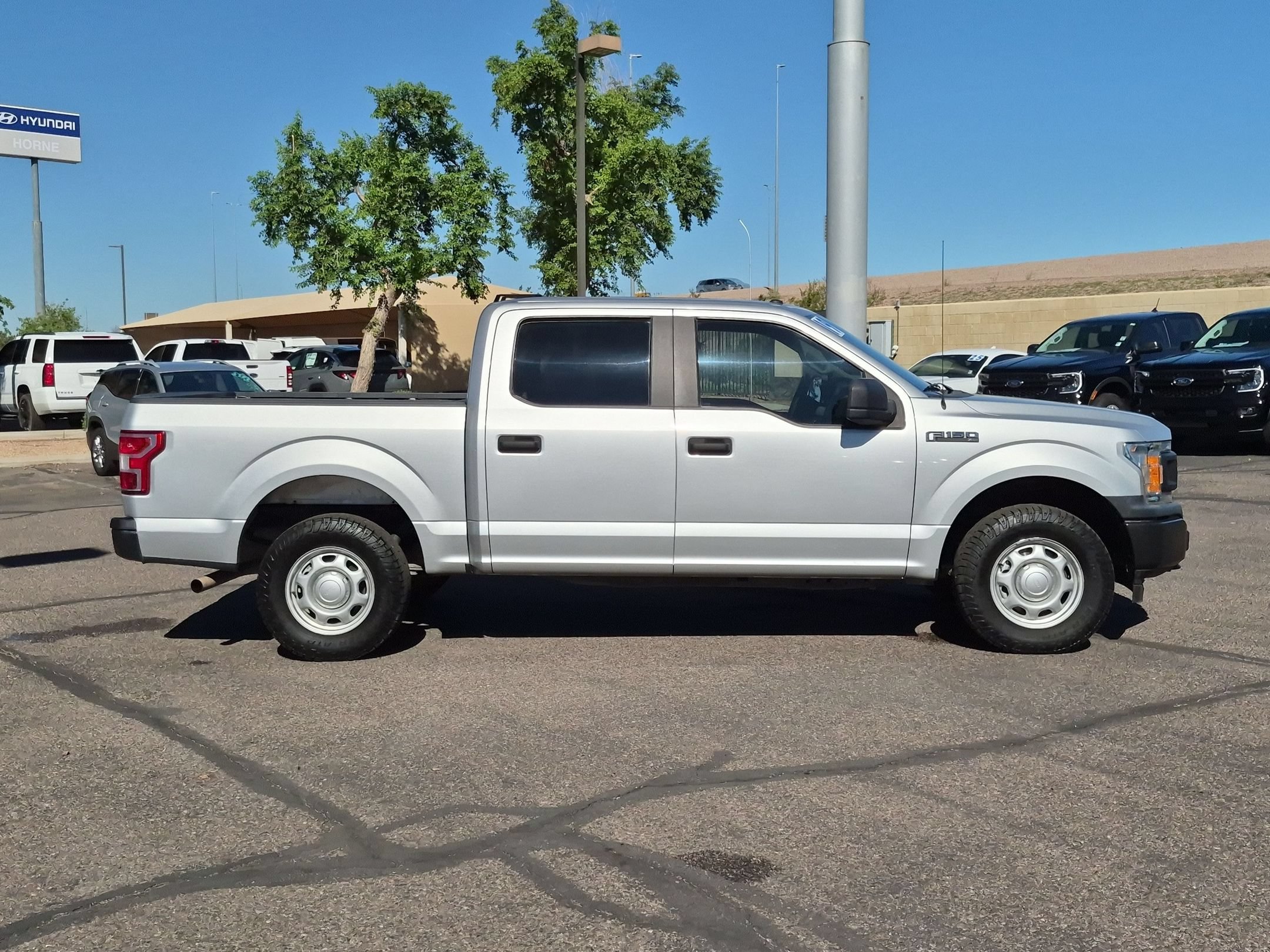 Used 2019 Ford F150 XL w/ Equipment Group 101A Mid AWD/4WD image 4
