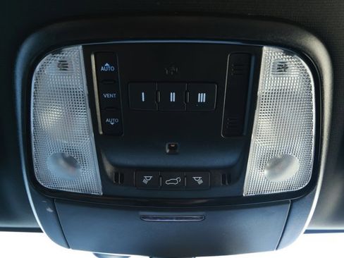 Certified 2024 Dodge Durango GT image 19