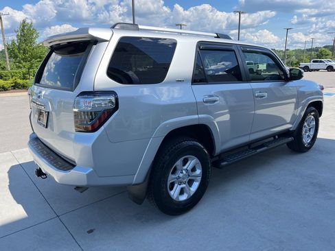 Used 2022 Toyota 4Runner SR5 Premium RWD image 19
