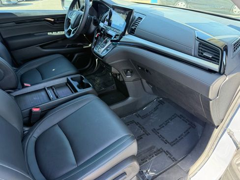 Used 2024 Honda Odyssey Touring image 33