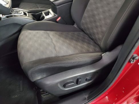 Used 2017 Nissan Rogue Sport SV image 13