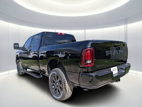 New 2026 RAM 2500 Big Horn AWD/4WD image 6