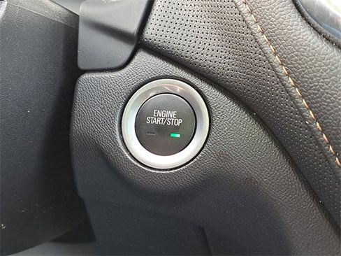 Used 2020 Chevrolet Equinox Premier image 21