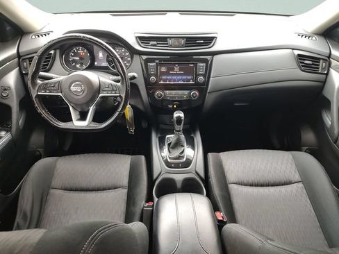 Used 2020 Nissan Rogue S w/ Special Edition Package FWD image 9