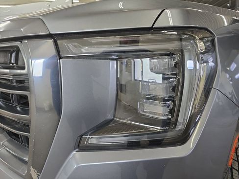 Used 2021 GMC Yukon XL AT4 w/ AT4 Premium Plus Package AWD/4WD image 33