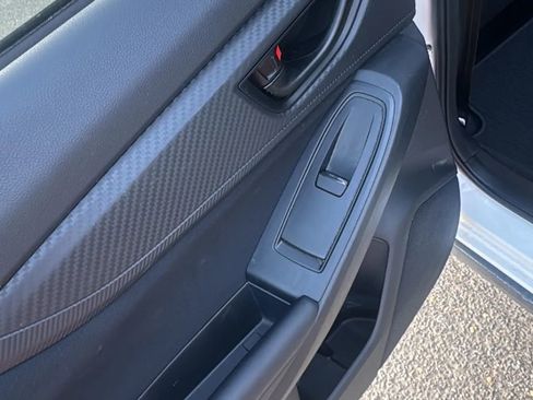 Used 2023 Subaru Crosstrek 2.0i image 13