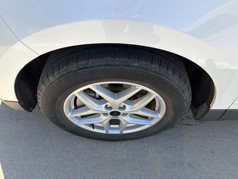 Used 2023 Ford Edge SEL w/ Convenience Package image 7