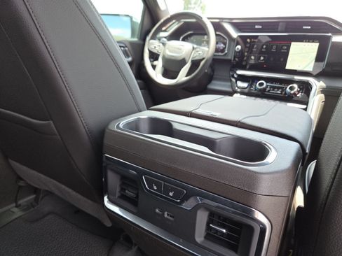 New 2026 GMC Sierra 1500 Denali AWD/4WD image 27