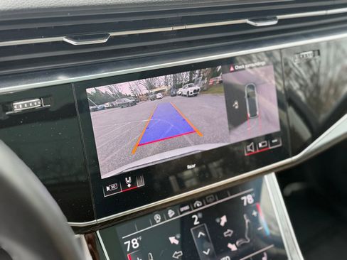 Used 2024 Audi Q7 3.0T Premium Plus image 25
