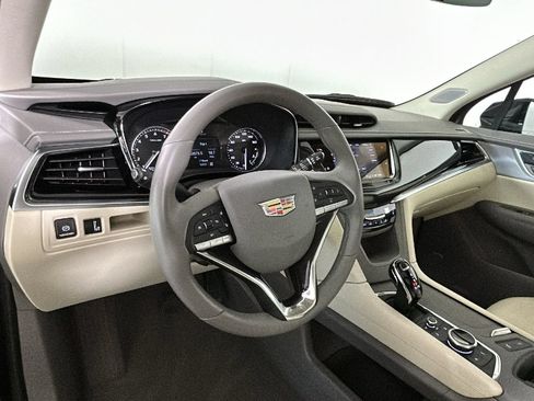 Used 2024 Cadillac XT6 Premium Luxury w/ LPO, Floor Liner Package AWD/4WD image 14