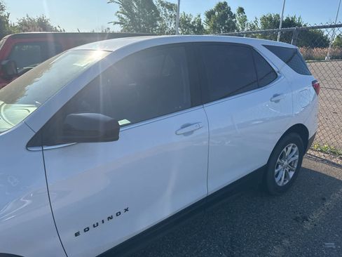 Used 2019 Chevrolet Equinox LT w/ LPO, Blackout Package AWD/4WD image 13