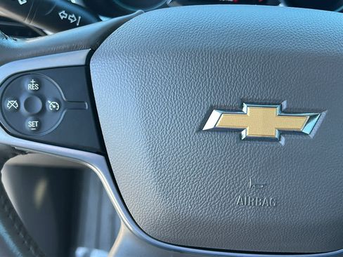 Used 2021 Chevrolet Traverse LT AWD/4WD image 19