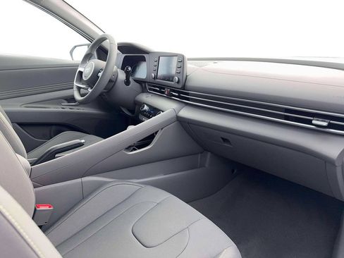 Certified 2026 Hyundai Elantra Sport FWD image 16