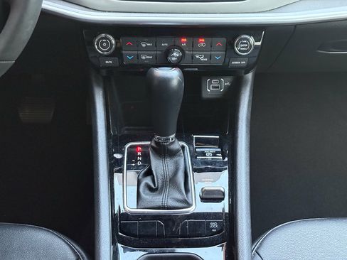 Used 2025 Jeep Compass Limited AWD/4WD image 30