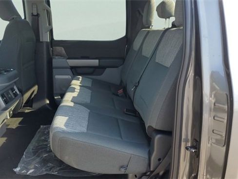 New 2026 Ford F250 XLT w/ XLT Premium Package image 41