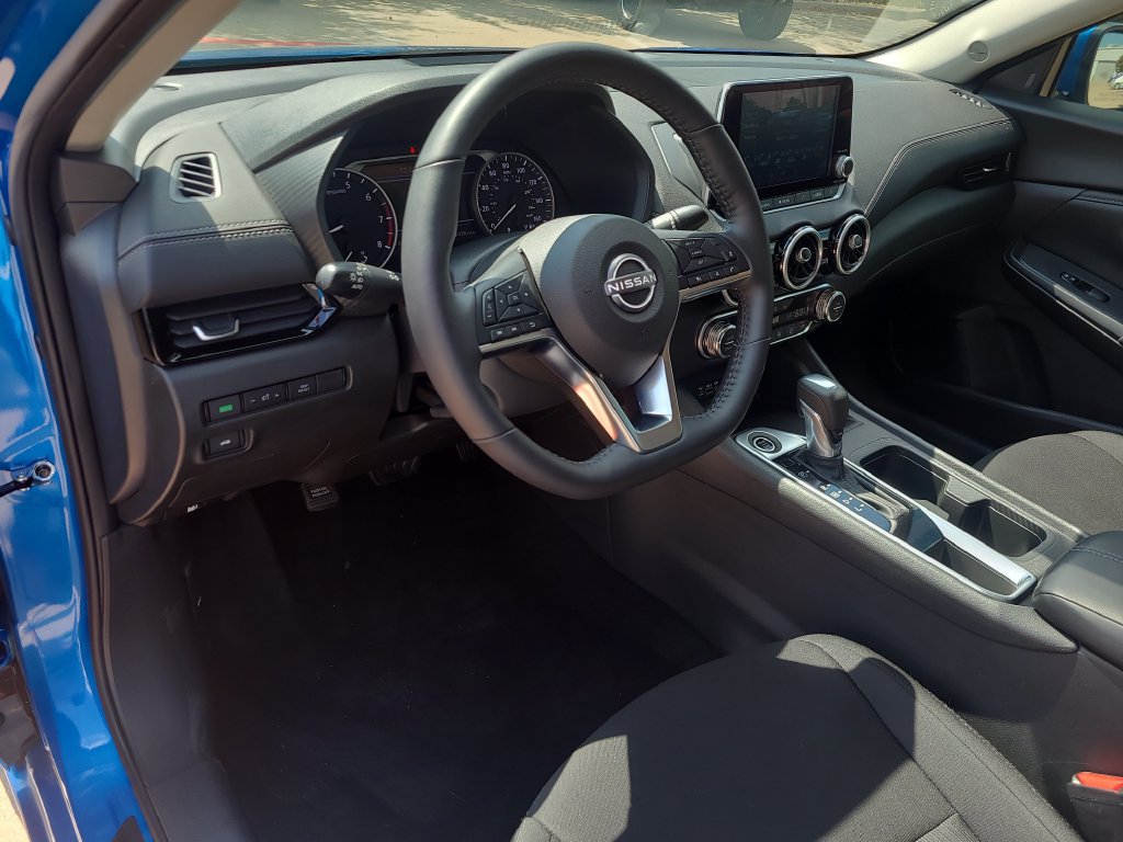 Certified 2025 Nissan Sentra SV w/ All-Weather Package FWD image 15