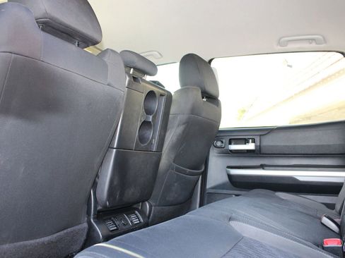 Used 2016 Toyota Tundra SR5 image 22