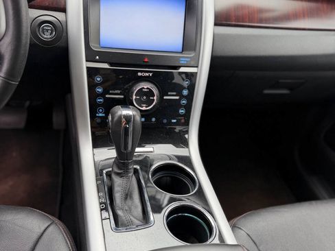Used 2014 Ford Edge Limited w/ Driver Entry Package FWD image 17