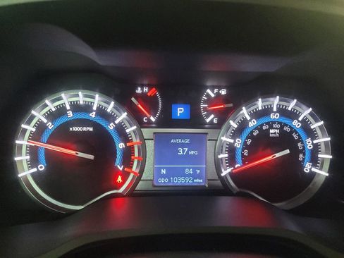 Used 2016 Toyota 4Runner Trail Premium AWD/4WD image 23