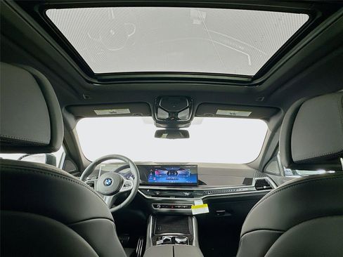 New 2026 BMW X6 xDrive40i image 23