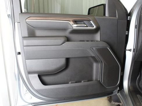 Used 2026 Chevrolet Silverado 1500 RST w/ RST Select Package AWD/4WD image 9