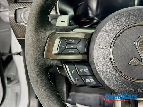 Used 2021 Ford Mustang Shelby GT500 w/ Technology Package RWD image 16