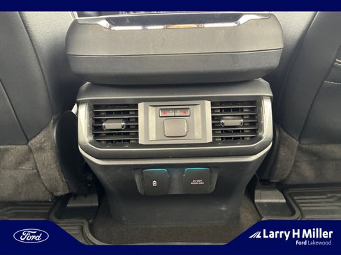 Used 2022 Ford F150 Lariat w/ Equipment Group 502A High image 32