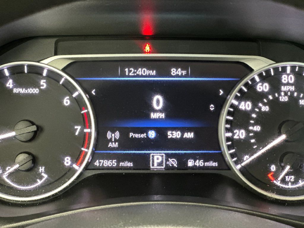 Used 2025 Nissan Sentra SV FWD image 25